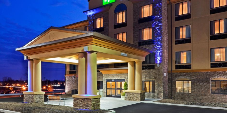 Holiday Inn Express & Suites Airport North $89.00